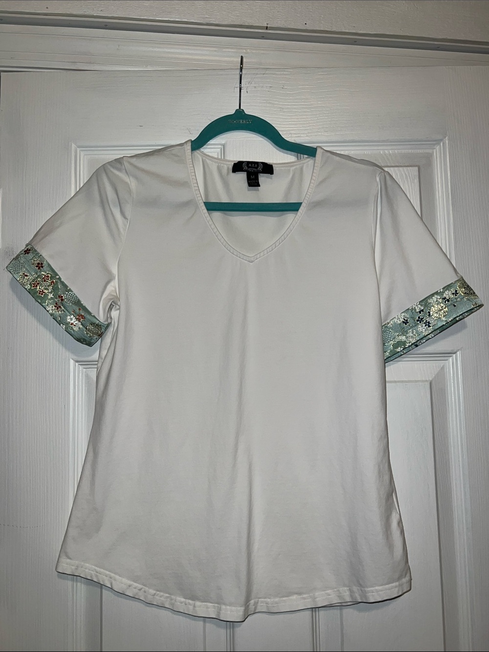 White V-Neck Short Sleeve Top with Mint Floral Cuff